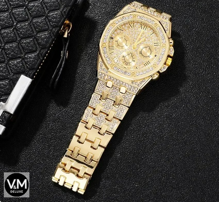 RELOJ UNISEX DORADO CON BRILLANTES Y PULSERA ANCHA A JUEGO