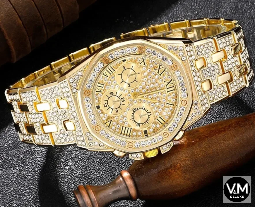 RELOJ UNISEX DORADO CON BRILLANTES Y PULSERA ANCHA A JUEGO